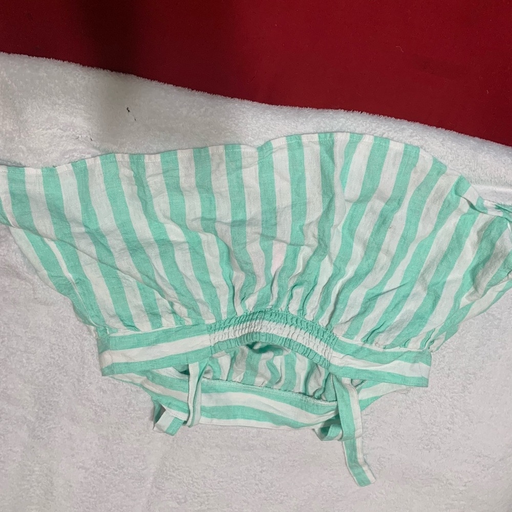 Top - Picture 3 of 3